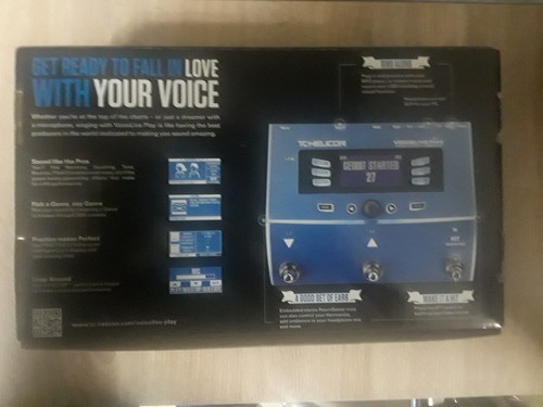 TC-Helicon Play Harmony And Effects For Singers