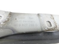 Audi A8 D3 4E qu 02-05 Heckklappe Scharniere Scharnier Links Audi A8 D3 4E qu 02-05 06.12.2003 4E0827299D gebraucht Vorschau 2