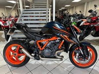 KTM 1290 SUPERDUKE R 2023 Tech Pack