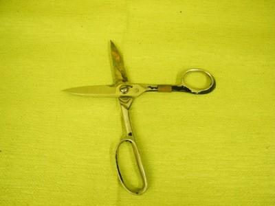 Vintage U Set Compton Scissors
