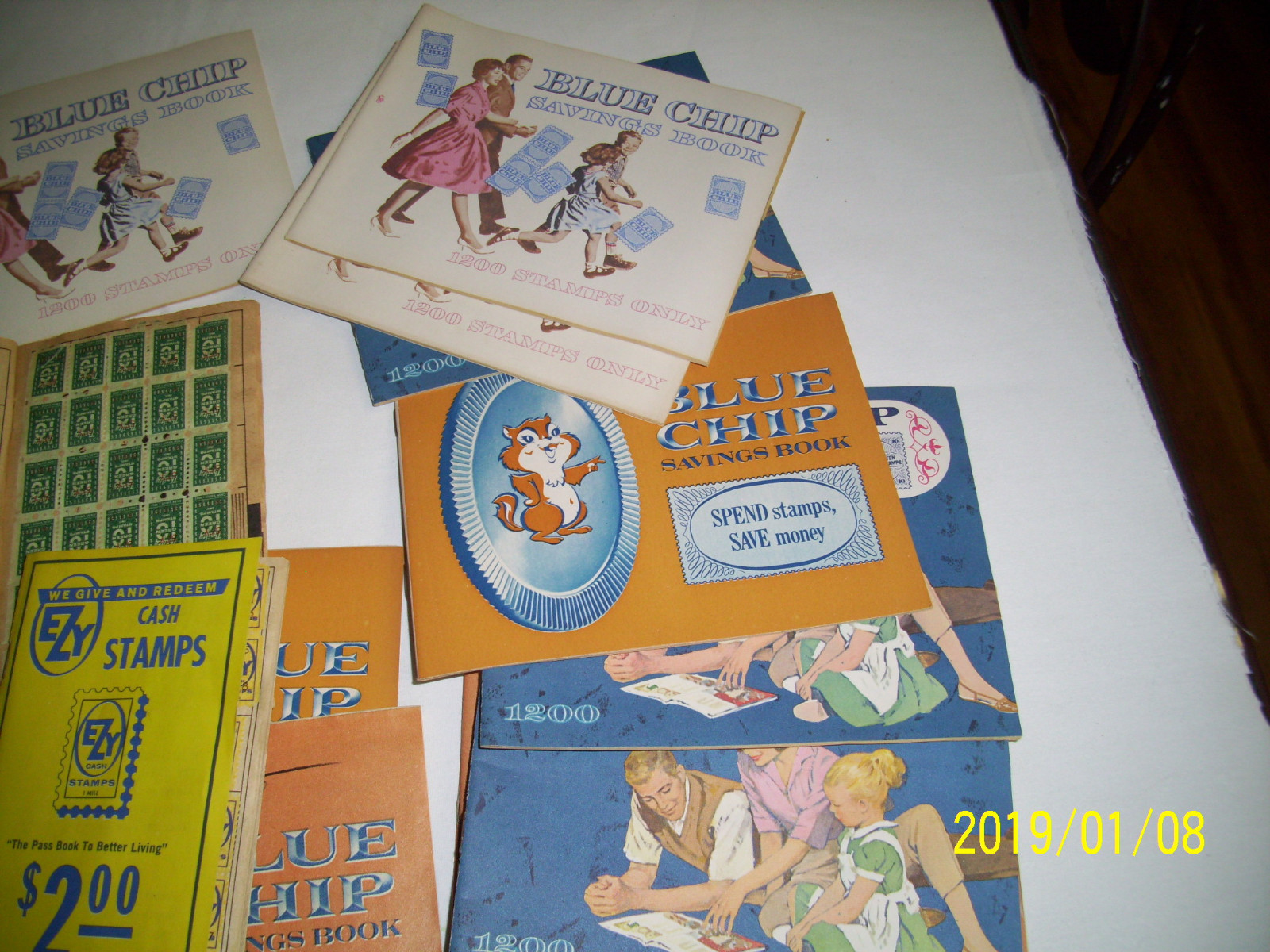 Vintage BLUE CHIP STAMPS Savings  BookS AND OTHERS LARGE LOT MOST EMPTY 1 FULL