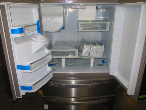 Whirlpool 24.5-cu ft 4-Door French Door Refrigerator with Ice Maker WRX735SDHZ