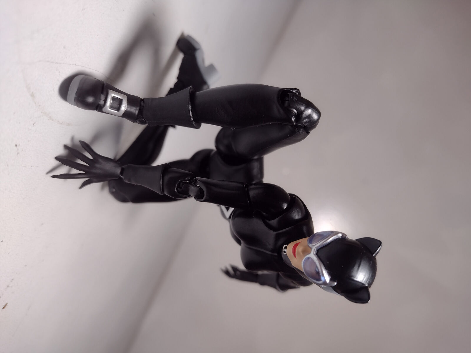 Mafex No.123 CATWOMAN Batman HUSH Version Medicom Toy Action Mafex No.123 CATWOMAN Batman HUSH Version Medicom Toy Action