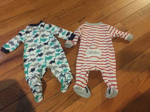 CARTERS BABY BOY CLOTHING LOT NEWBORN SLEEPERS BASEBALL CONSTRUCTION DINOS