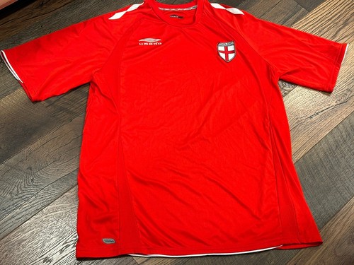Men's England Umbro Red Soccer / Football Short Sleeve T-Shirt