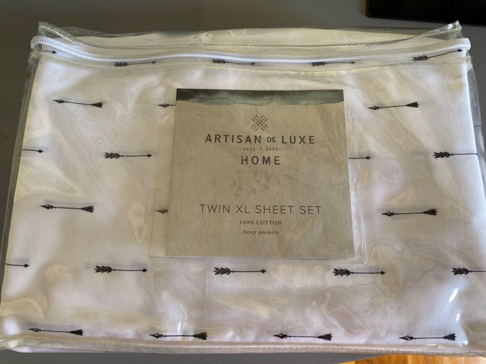 Artisan De Luxe Twin XL Sheet Set Arrows