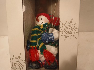 Holiday Series Snowman With Wire Photo Holder / Greeting Card Display 8.25