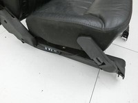 Mercedes W251 R350 07-10 Leder Sitz Rechts Hinten für 3te Reihe Mercedes W251 R350 07-10 27.02.2007 gebraucht Vorschau 5