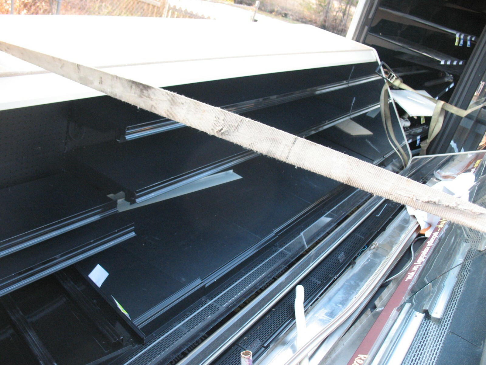 CURVED GLASS COOLER BARKER 12FT.OPEN MERCHANDISER BARKER 12FT FREE COOLERS