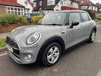 2019 MINI Hatch 1.5 Cooper Classic Steptronic Euro 6 (s/s) 5dr HATCHBACK Petrol 