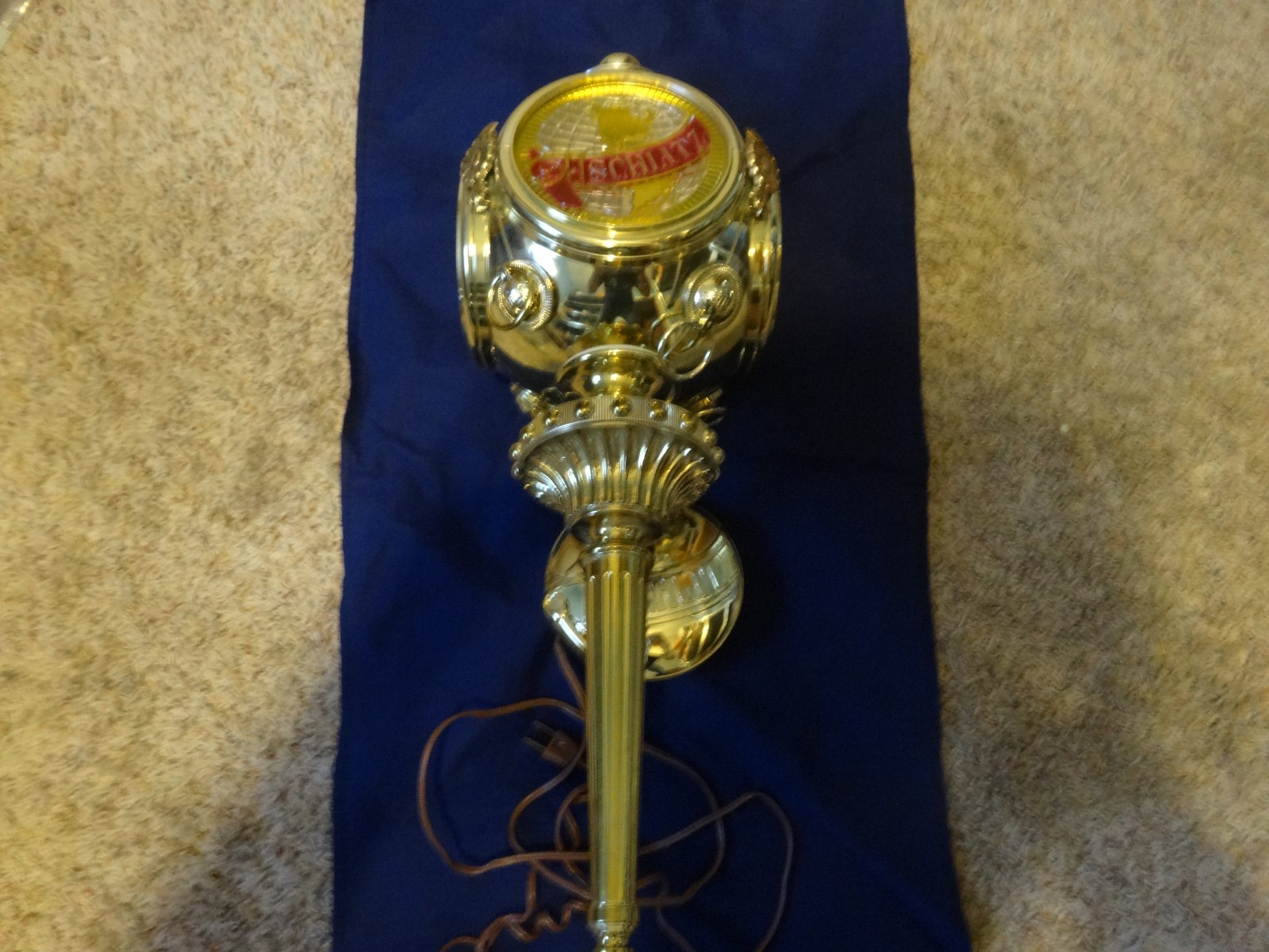 Vintage SCHLITZ Beer Sign Light Collectible WALL MOUNTED LIGHT NICE!!