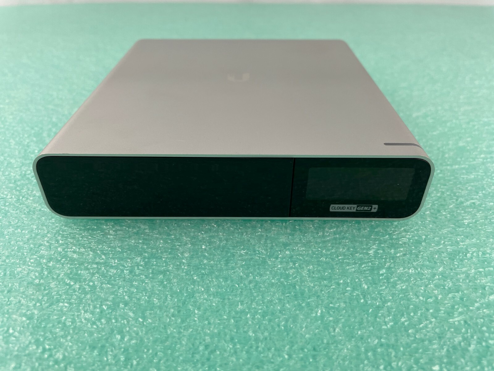 Cloud key g2 plus. Cloud key g2 plus
