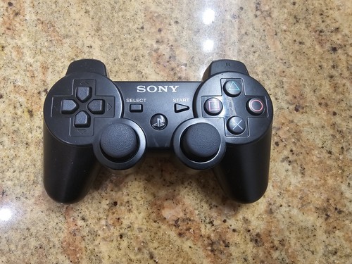 PlayStation3 - 【T】 File:Sony-PlayStation-3-4001B-wController-L.jpg - Wikipedia