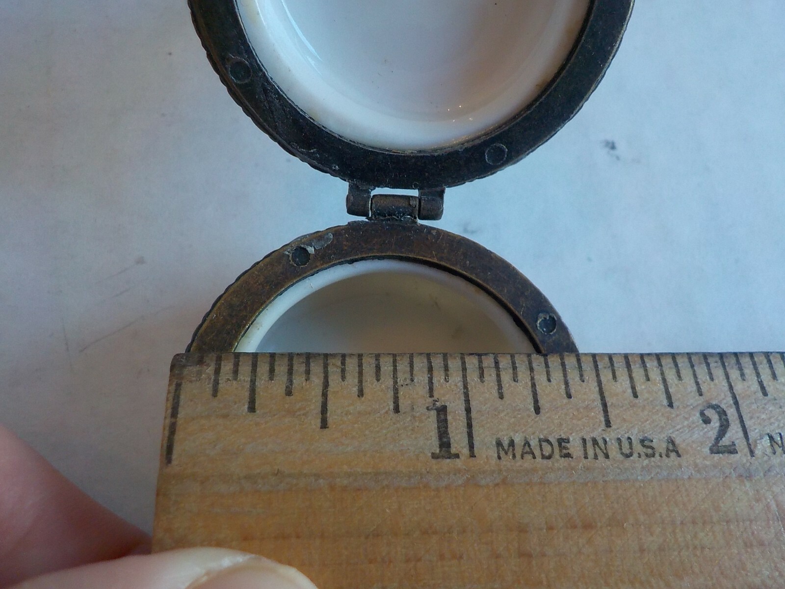 Easter Bunny Hinged Trinket Box White Rabbit