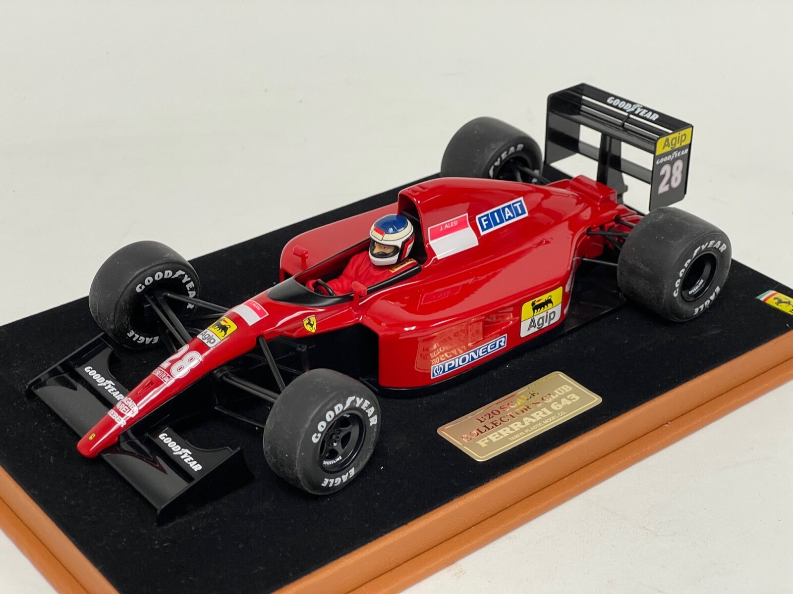 1/20 Tamiya Collector's Club Factory Build Ferrari 643 Jean 1/20 Tamiya Collector's Club Factory Build Ferrari 643 Jean