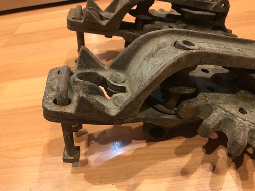 Pair Of industrial steampunk cast iron gear sprocket lamp Part Metal Art Antique