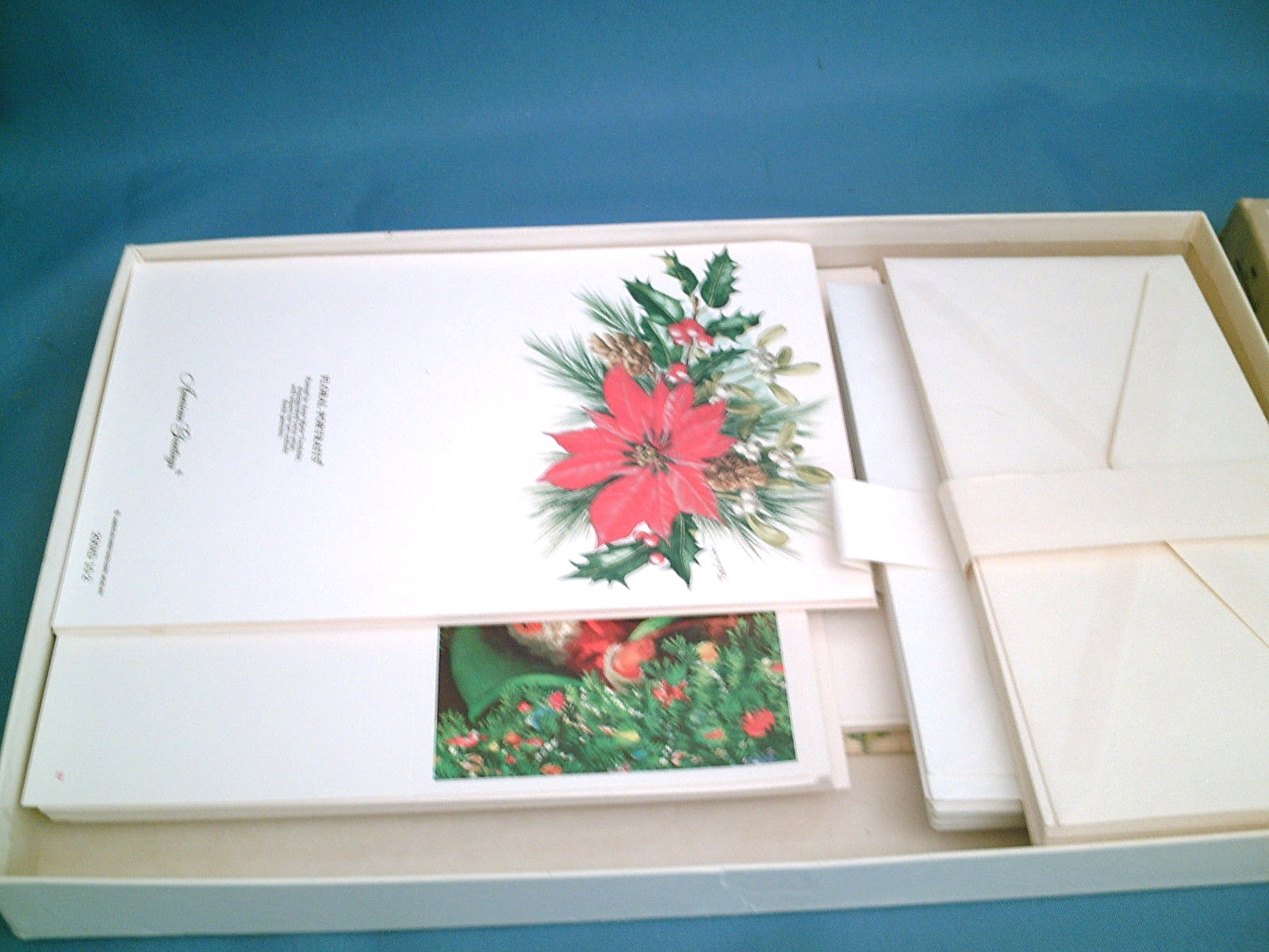 VINTAGE Lot Of 64 Unused Happy Holiday Merry Christmas Classic Santa Claus Cards