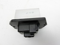 Suzuki Swift IV FZ NZ 12-17 Widerstand Gebläse Lüfter Suzuki Swift IV FZ NZ 12-17 04.07.2016 077800-0710 gebraucht Vorschau 5