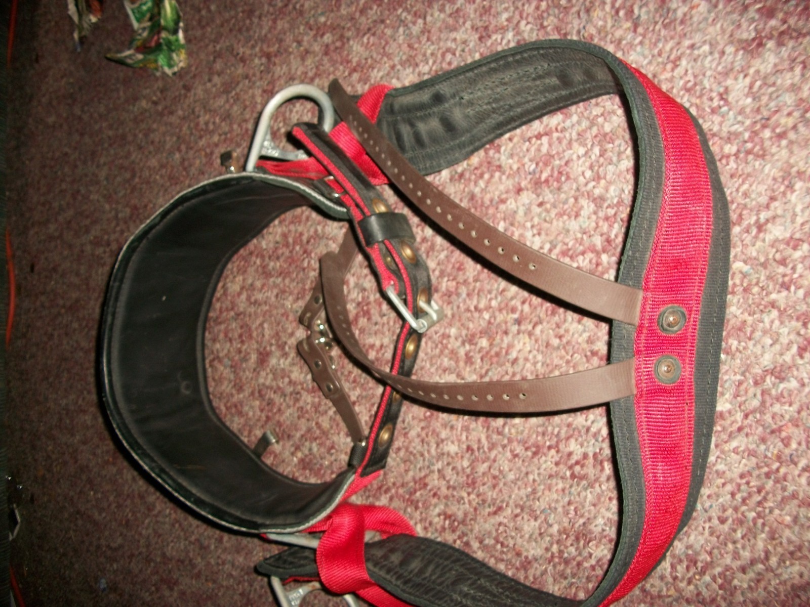 TREE CLIMBER BELT HARNESS PREOWNED IN VERY GOOD CONDITION
