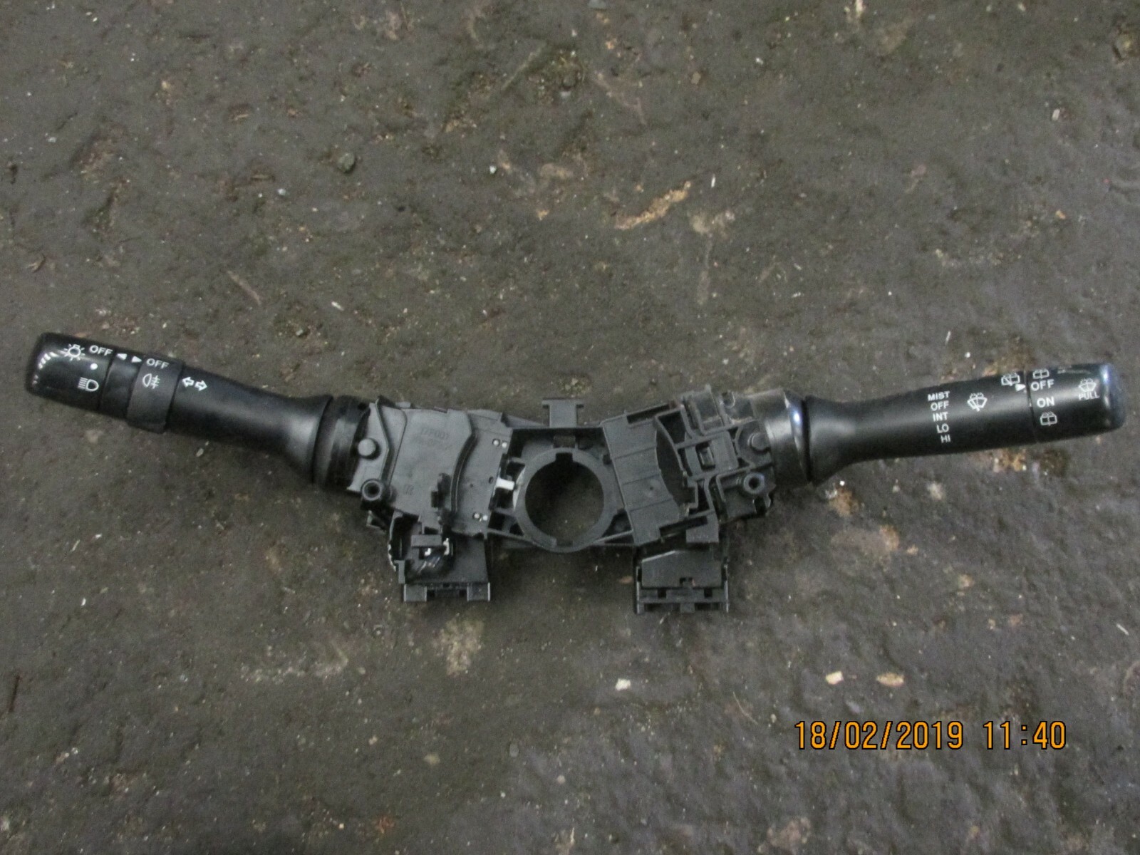 CITROEN C1 / PEUGEOT 107 / TOYOTA AYGO  INDICATOR, WIPER, HEADLIGHT STALK 17F001