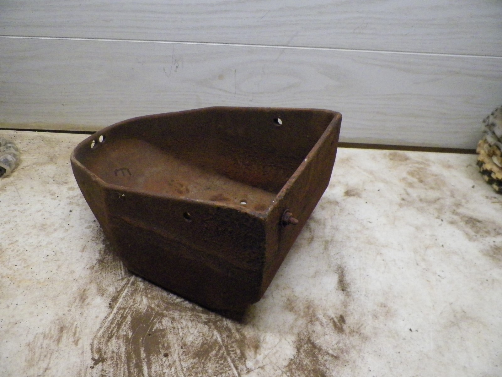 Old Cast Iron Windmill Water Trough for Flower Poy Garden Planter Lot E