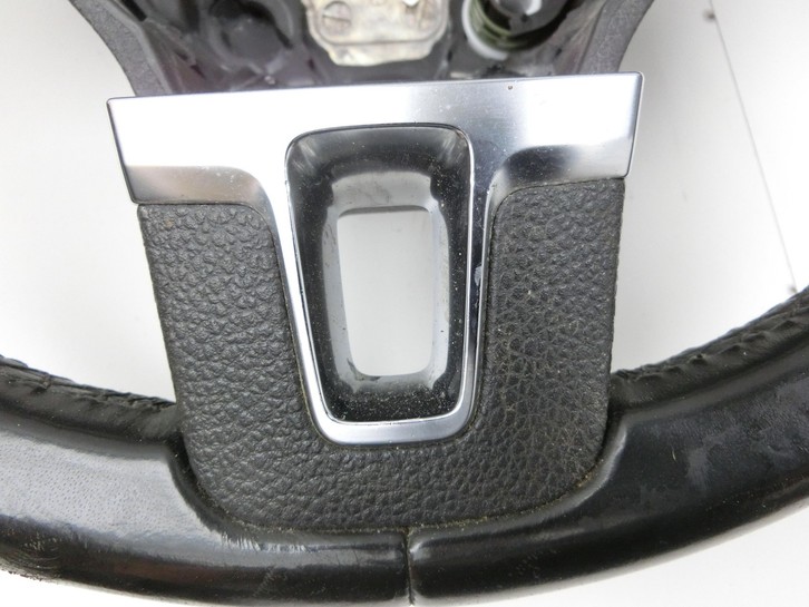 VW Tiguan 5N 11-16 Lenkrad ohne Airbag VW Tiguan 5N 11-16 12.12.2012 1T0419091AF 1T0419091AD E74 61979186G VW1979... Vorschau 3