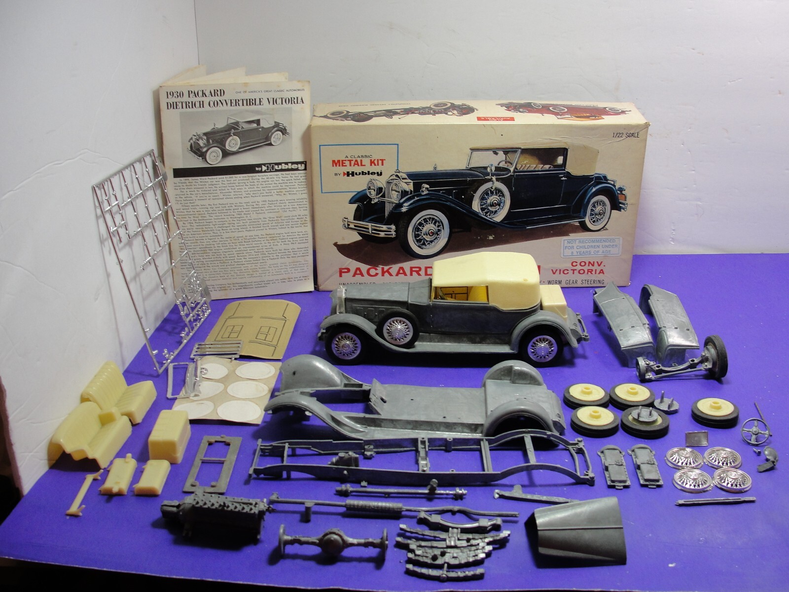 Vintage Hubley Packard Dietrich Conv. Victoria 1/22 Metal Model