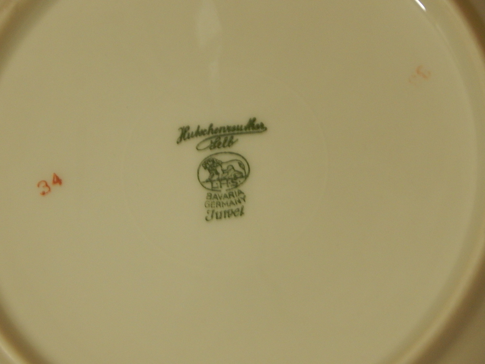 2 Bread Butter Dessert Plates Hutschenreuther Scotch Thistle Selb Bavaria 7792