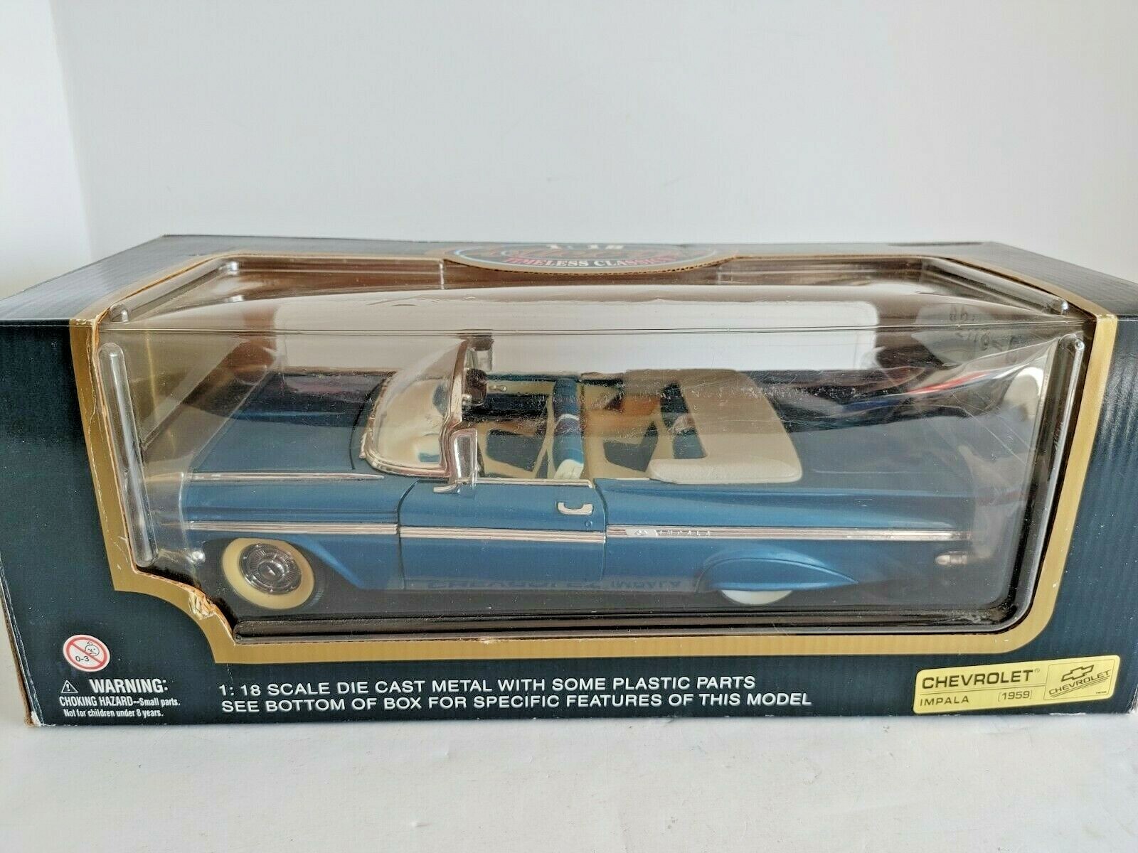 １９５９　ＣＨＥＶＲＯＬＥＴ　ＩＭＰＡＬＡ　【１/１８】　新品、未使用！ Collection Timeless Classics 1959 Chevrolet Impala 1:18