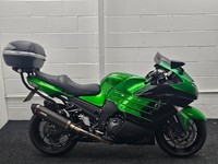 KAWASAKI ZZR1400 ** SCORPION EXHAUST - TOP BOX - 12 MONTHS MOT **