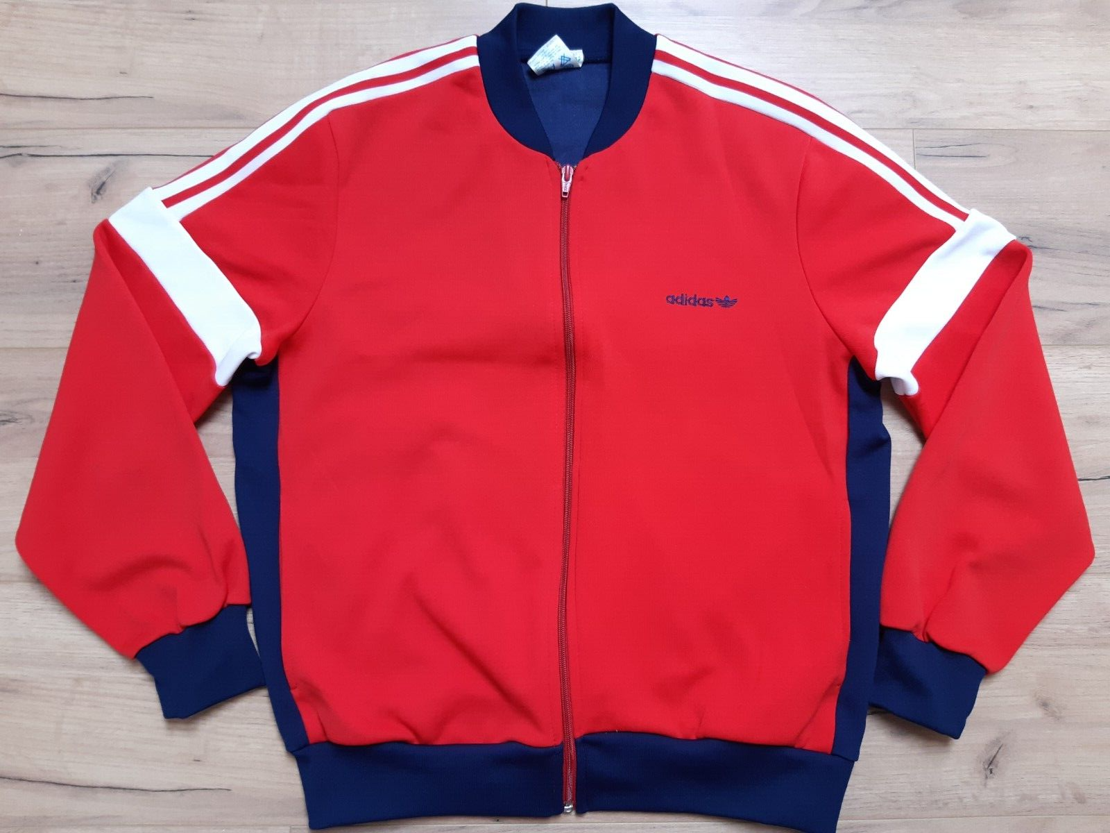 ADIDAS KOREA retro vintage top track jacket bluse sweatshirt ADIDAS KOREA retro vintage top track jacket bluse sweatshirt