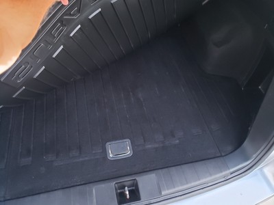 image 3 of interior