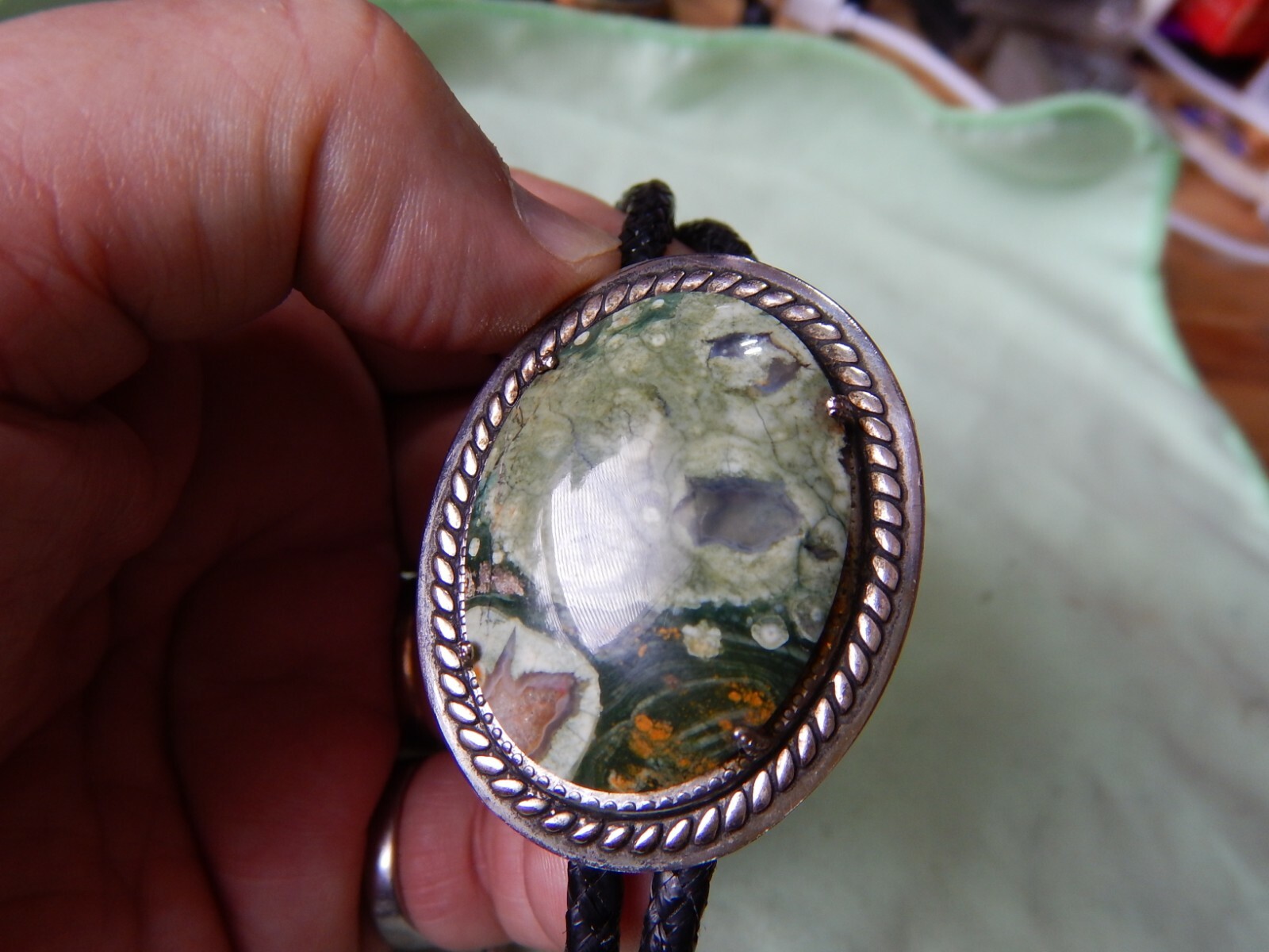 Vintage Mens Bolo 36 inch leather braided tie rope. Agate stone on slide- VGC