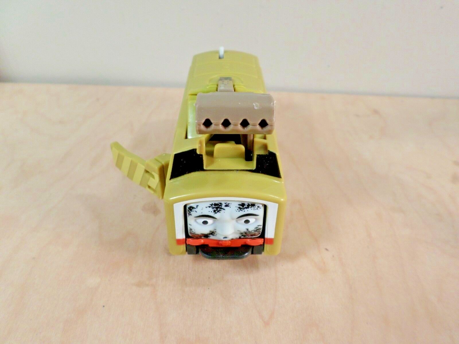 Thomas the Tank Engine~Tomy 1992~Bash~5 Train Cars~Motorized Trains with Cars