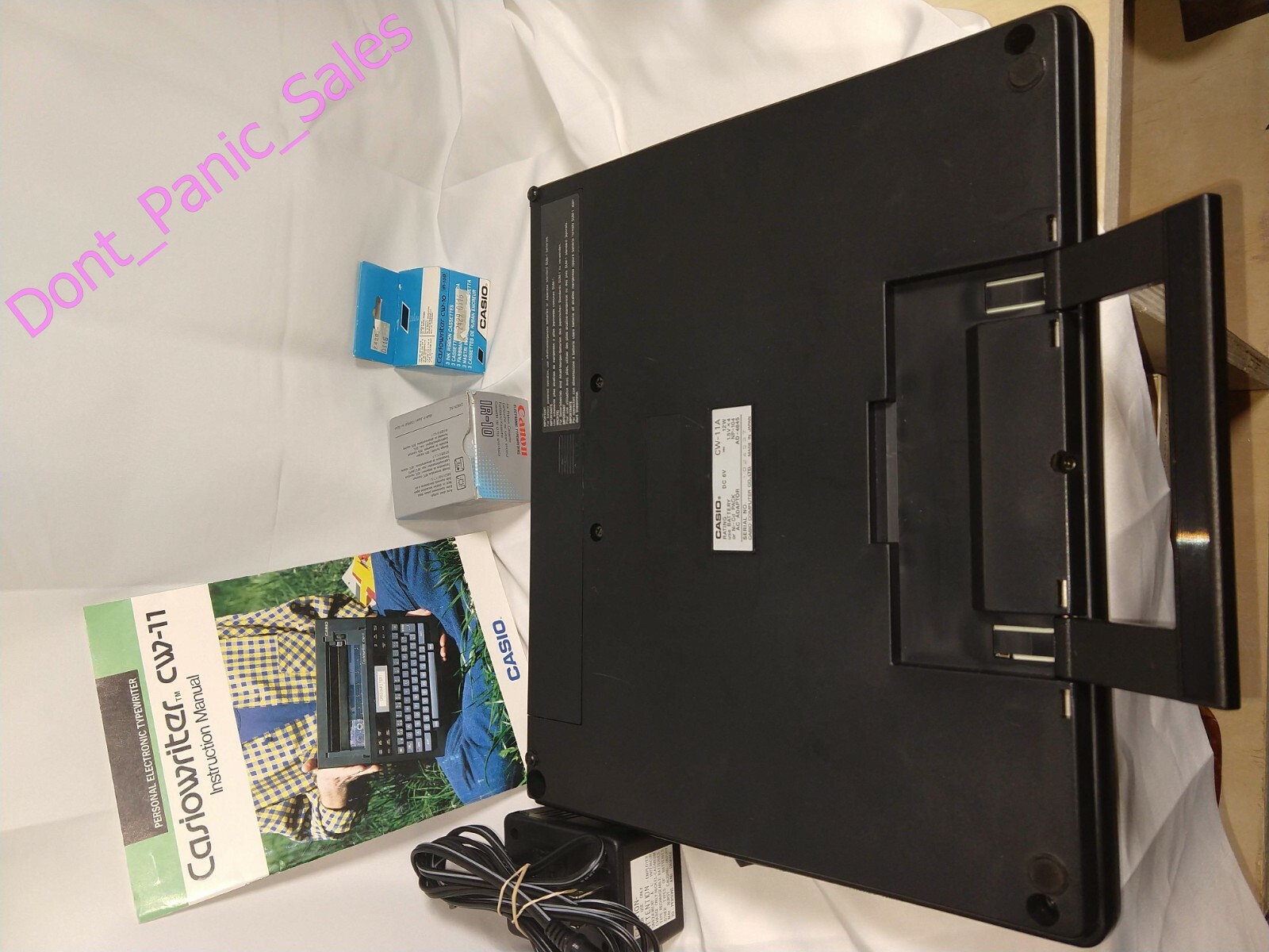 CASIO CASIOWRITER PERSONAL ELECTRIC TYPEWRITER MODEL CW-11 - includes 6 ribbons