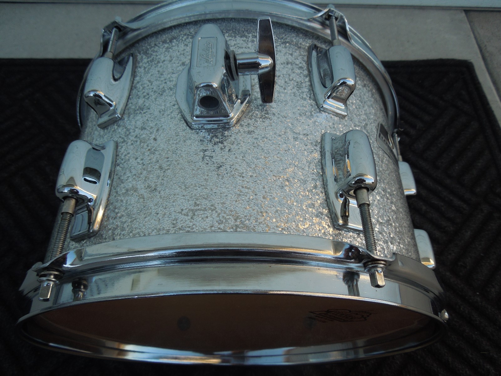 Ludwig Silver Sparkle Vintage Tom 8x12 nice maple shell, sounds awesome!!