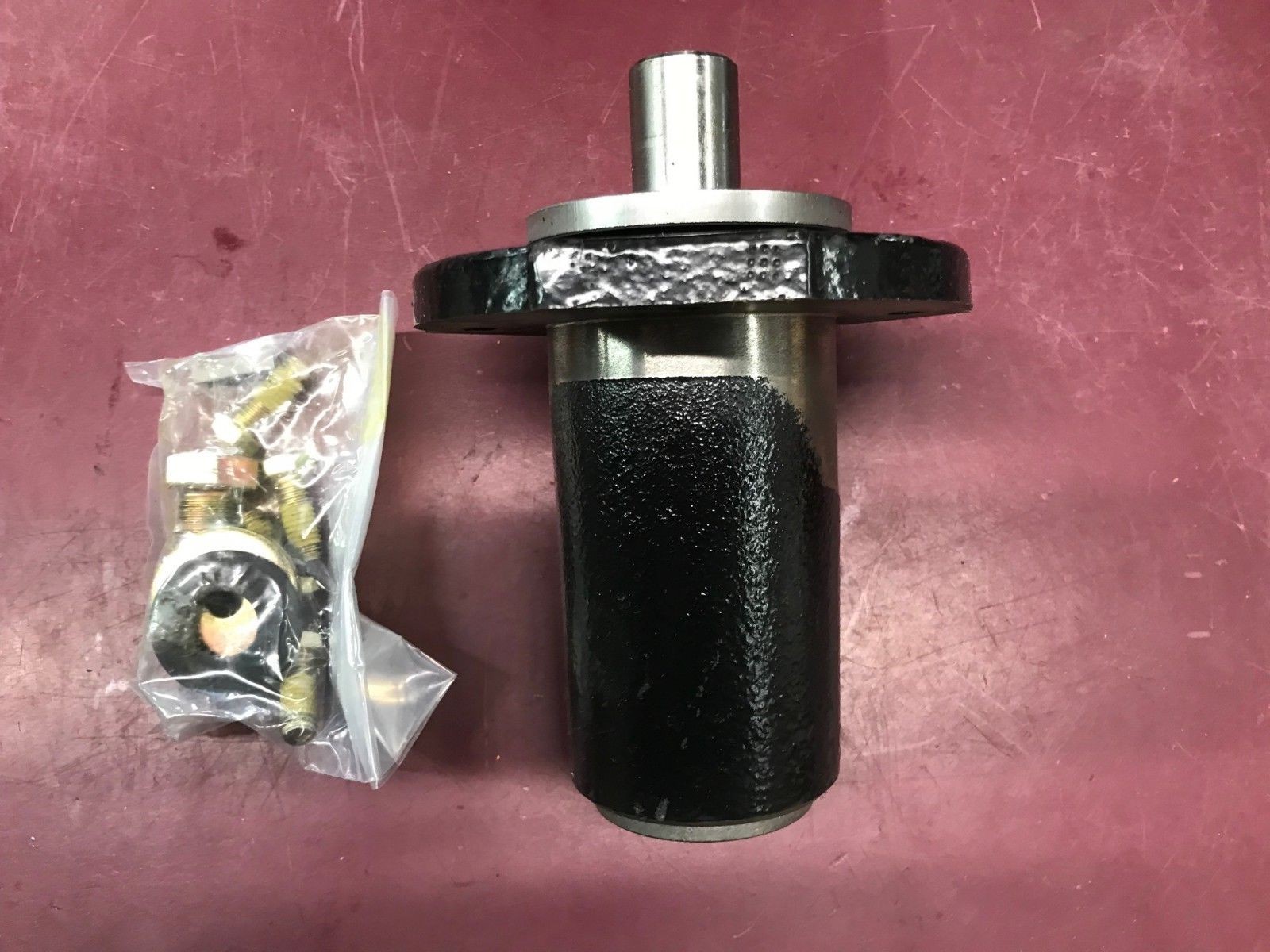 JD9296 JD9236 John Deere Mower Deck Spindle Bearing 204BBAR P204RR6 Qty 2