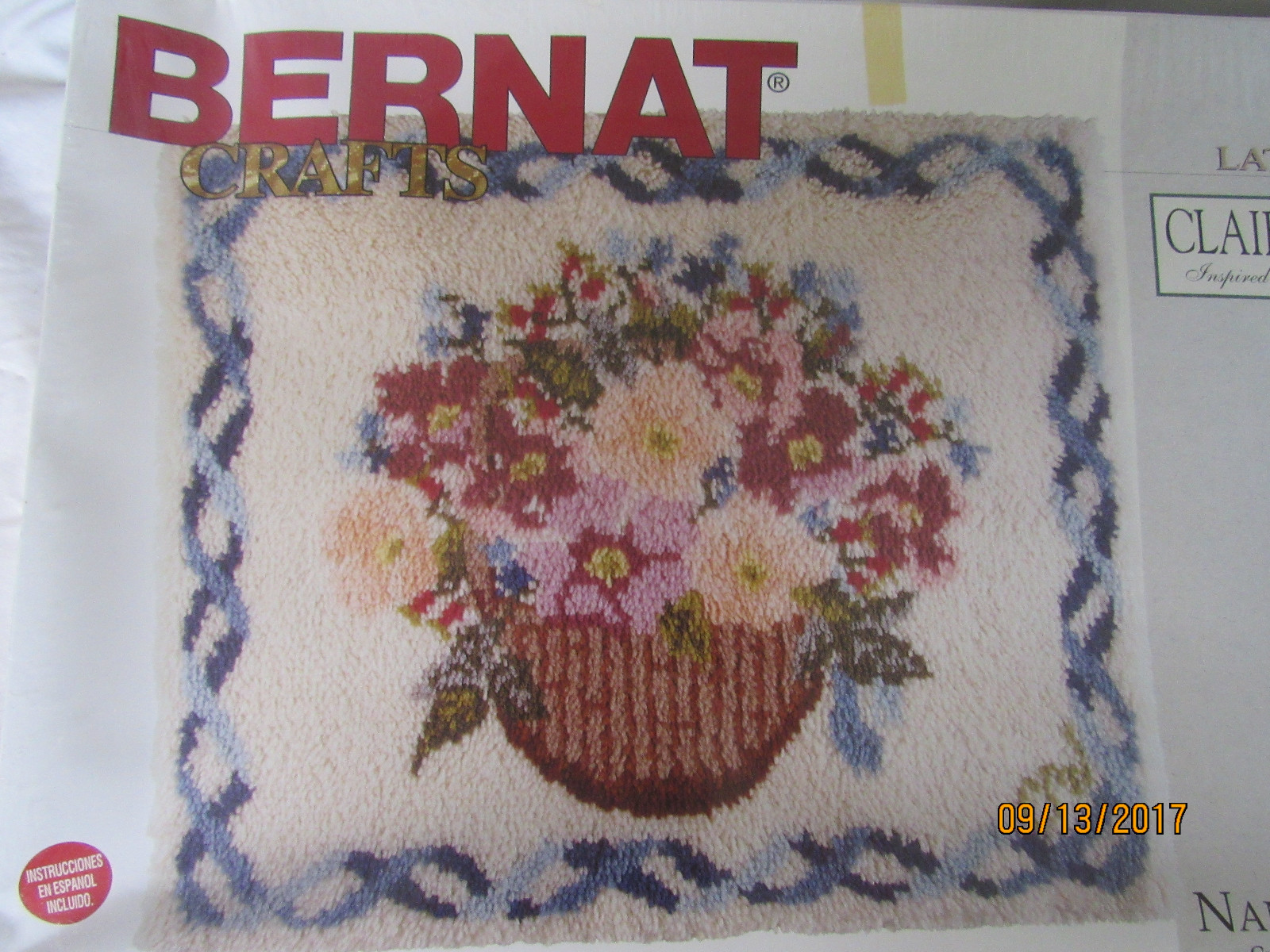 Vintage NIB NOS BERNAT Clair Murray Latch Hook Kit NANTUCKET BASKET 30 x 37