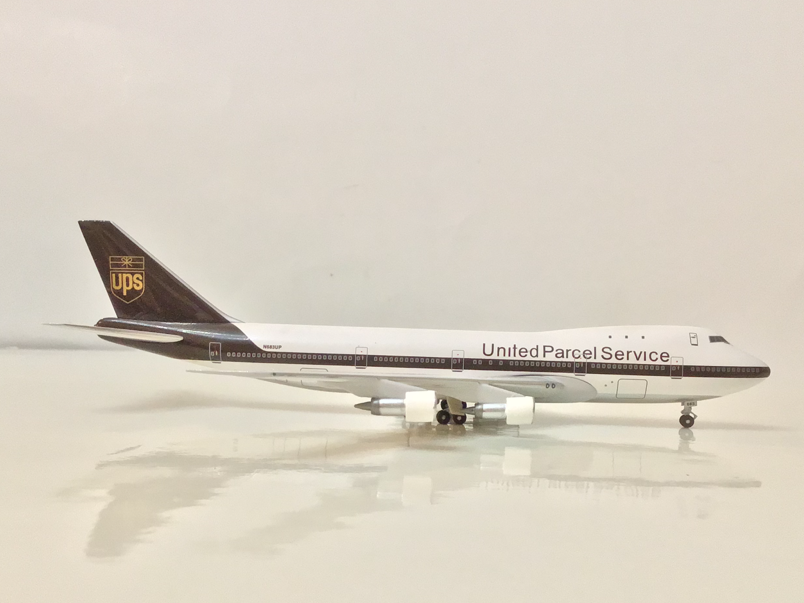 ボーイング 747-400 UNITED Air 1/100 USA製 ボーイング 747-400 UNITED Air 1/100 USA製 Boeing 747-400