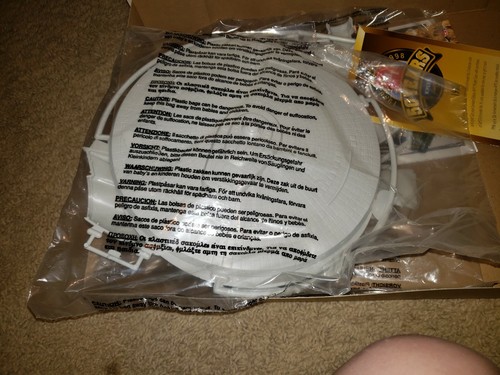 AMT Star Trek The Next Generation U.S.S. Enterprise NCC-1701-C model kit open