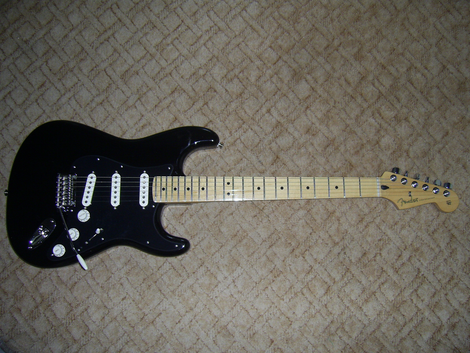 FenderPlayerStratocaster 美品 Fender Player Stratocaster Maple Fingerboard Black with Gig