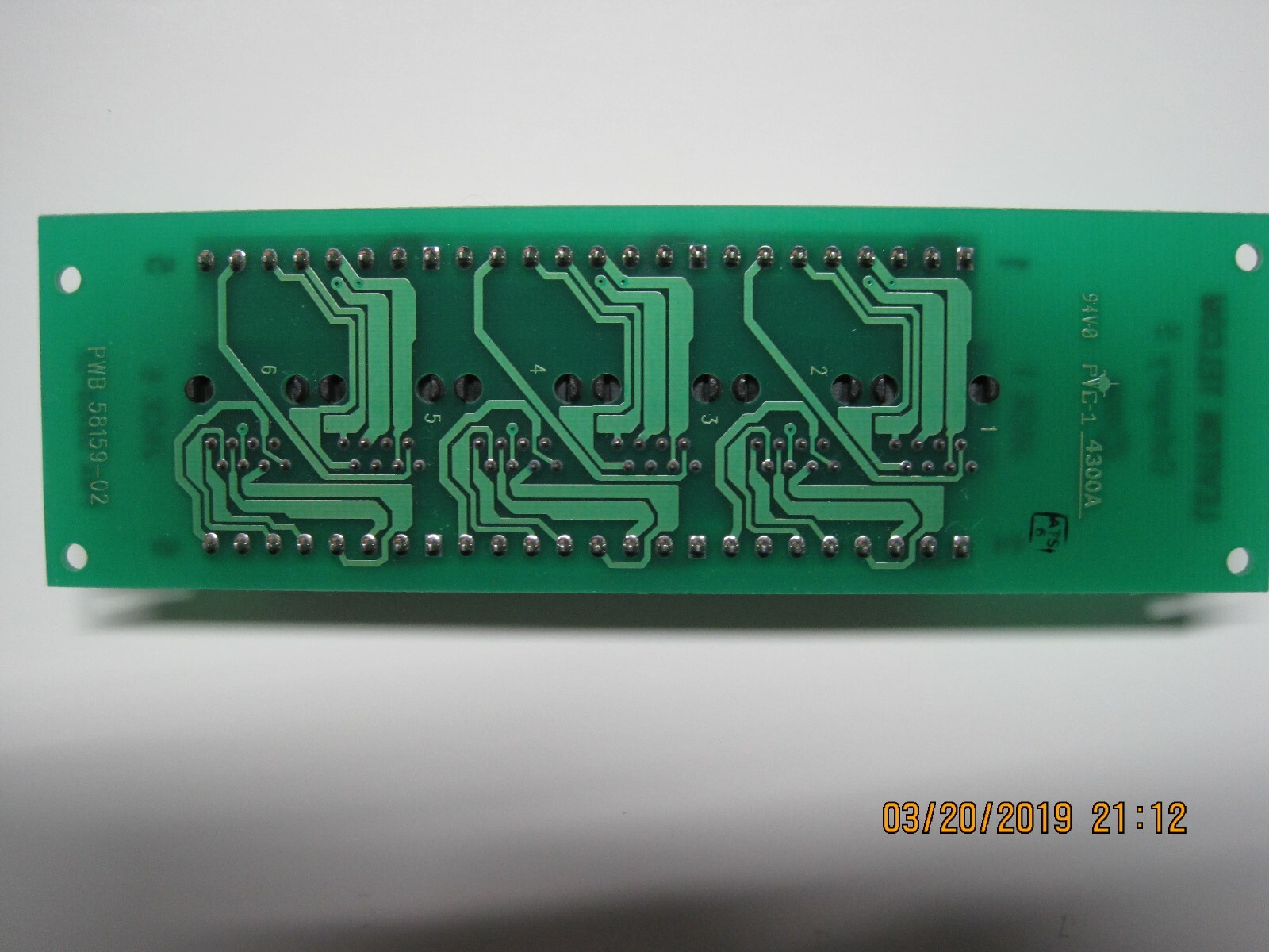 Leviton Line Distribution Board 1X6 Voice & Data PWA 58159-51 Jacks & Punch Down