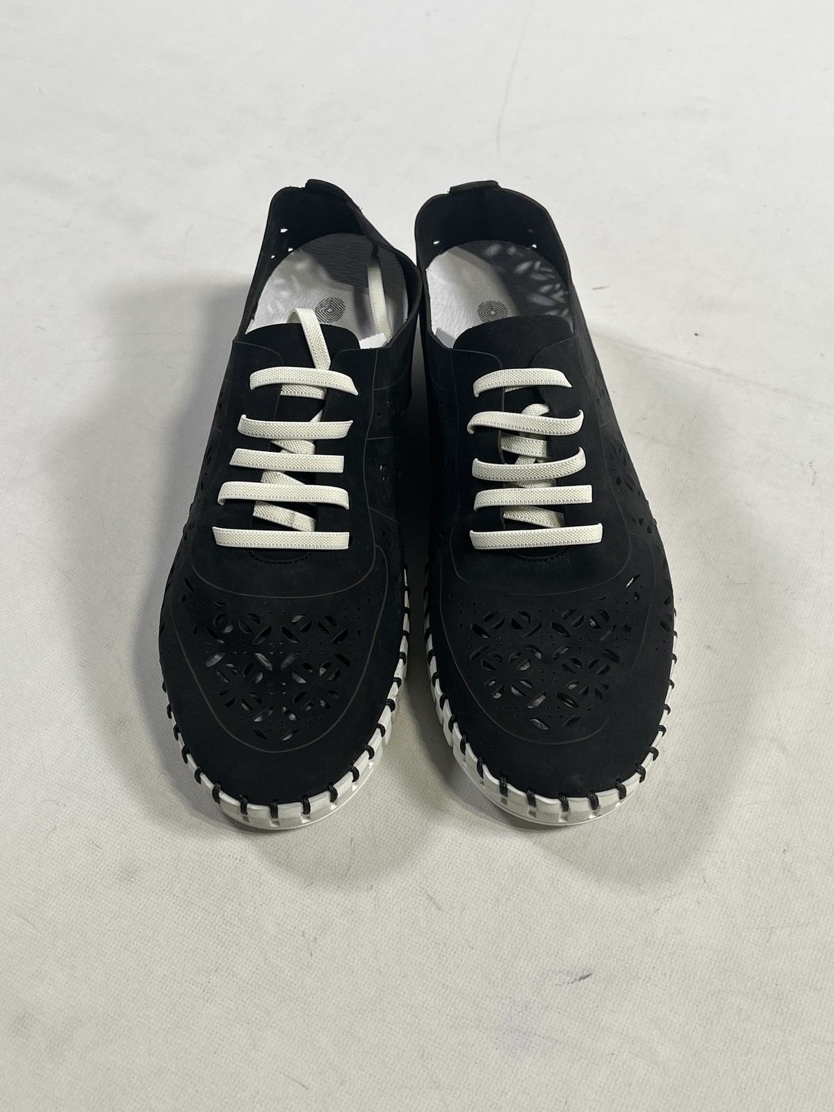 Womens Eric Michael Black Nubuk Stacie Casual Shoe 40EU NEW