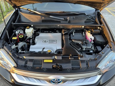 image 1 of engine