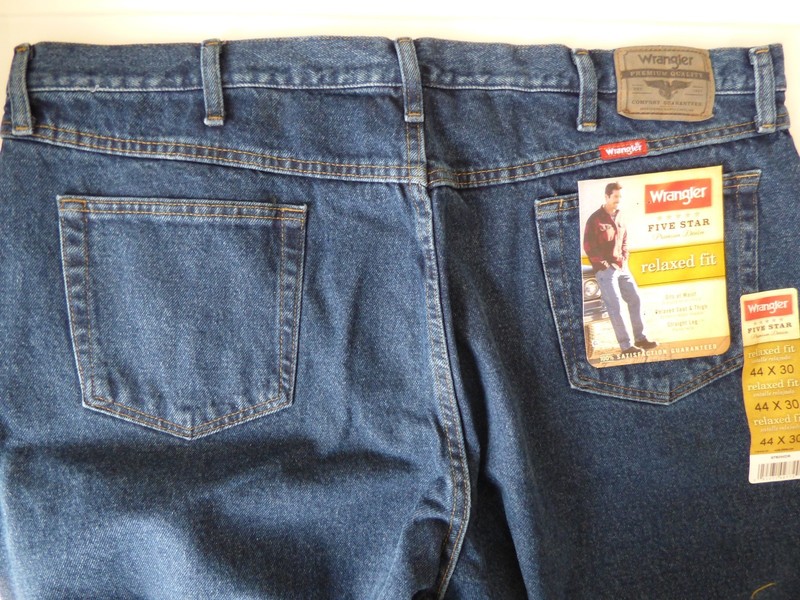 wrangler relaxed fit jeans 44 x 30