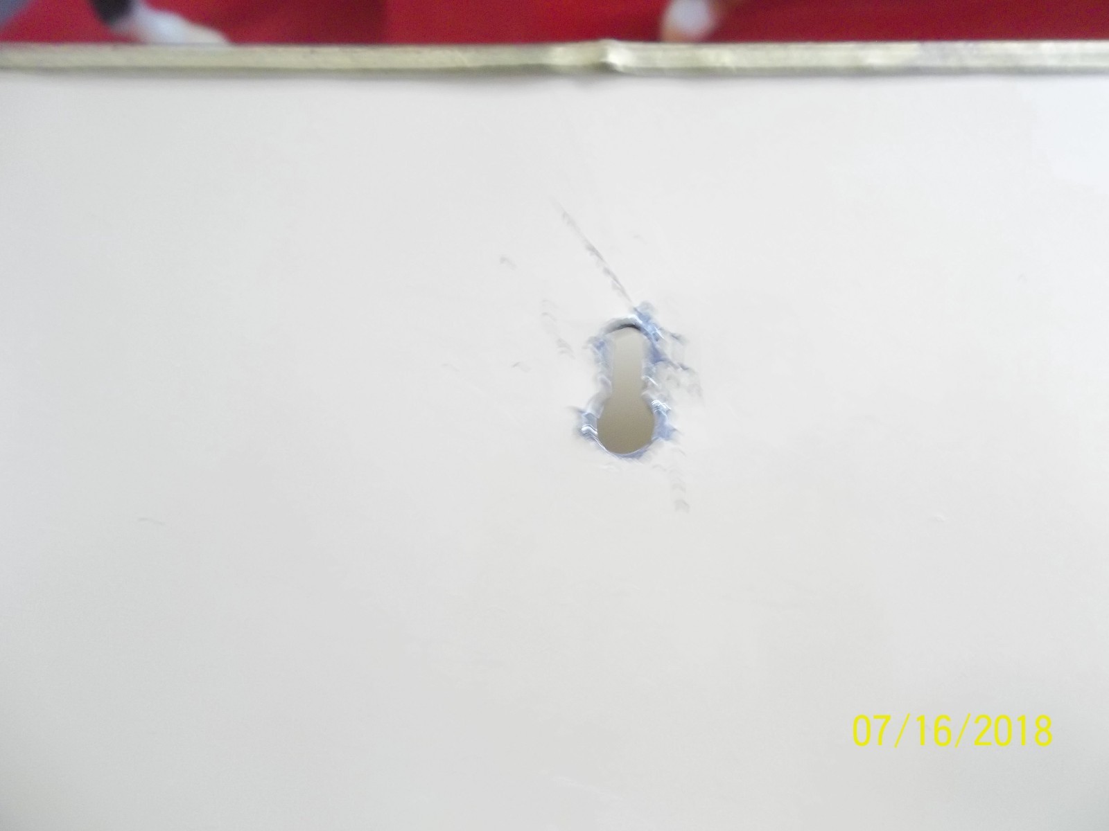 VINTAGE Metal / Tin WALL MOUNTED LETTER HOLDER  ~ White & Gold ~MADE IN ENGLAND