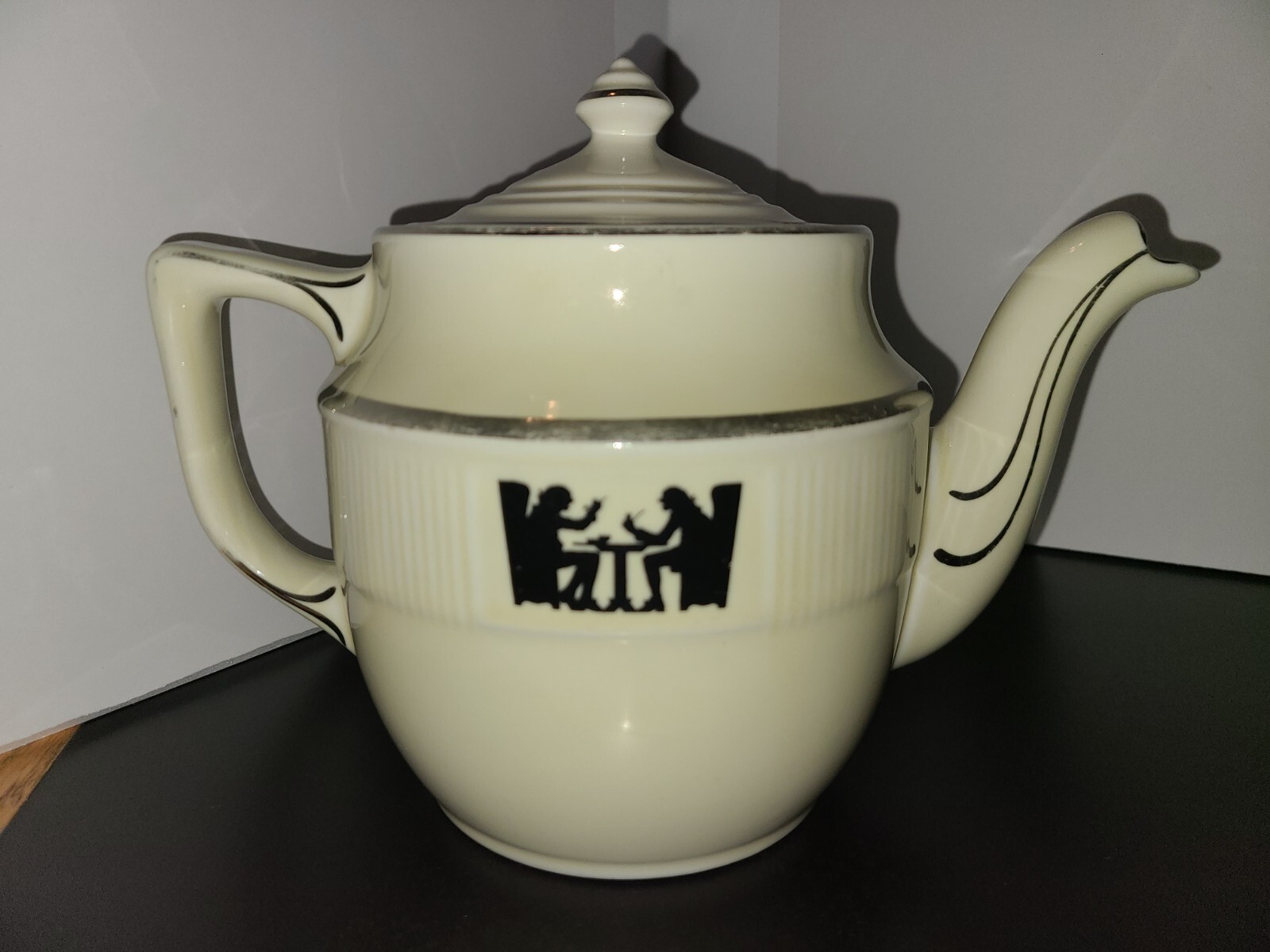 Vintage 1930s Hall Superior Quality Kitchenware - Silhouette Teapot and Pitcher