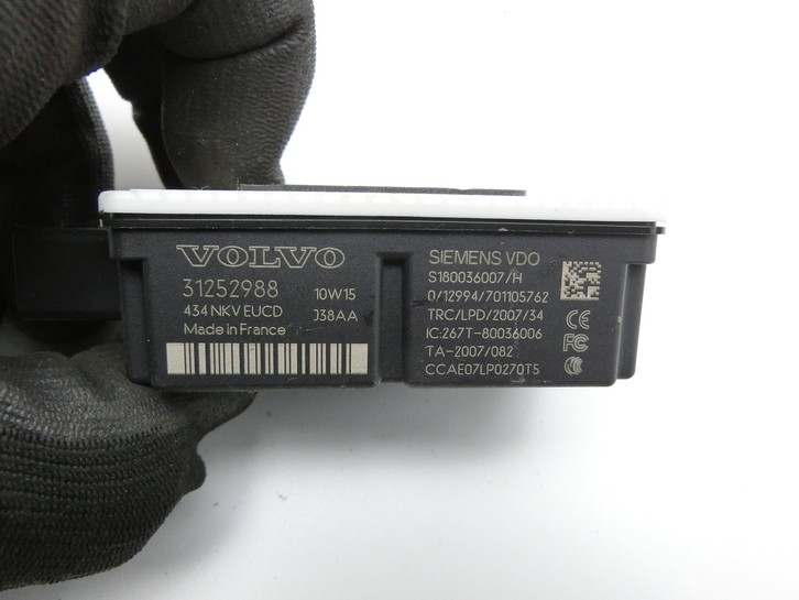 Volvo V70 135 07-13 SG Steuergerät Remote Key Receiver Volvo V70 135 07-13 17.06.2010 31252988 S180036007 gebraucht Vorschau 3