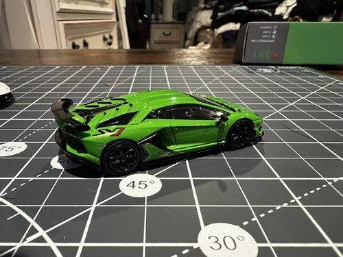 MINI GT LAMBORGHINI AVENTADOR SVJ 1/64 DIECAST CAR VERDE