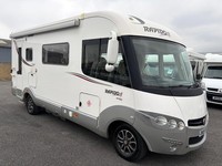 Rapido Le Randonneur 9048DF 4 berth 2015 ***GREAT CONDITION***